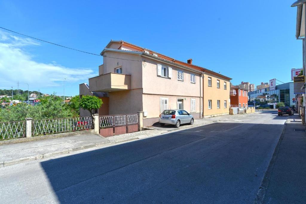 Apartman Eda Pula Exterior foto